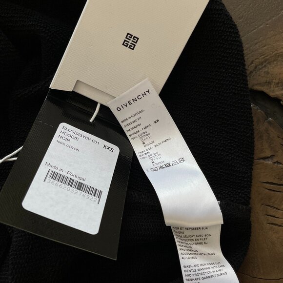 Givenchy: RARE Embroidered 4G Chito Boy Graffiti Bandana Hoodie SS22 - Picture 10 of 13